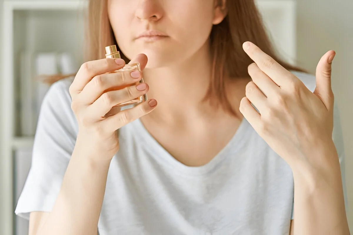 which perfume lasts for 72 hours?